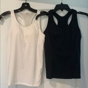 Sports top black and white